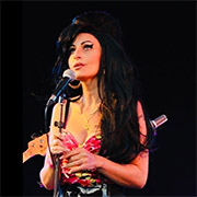 amy winehouse by tania alboni queen of camden